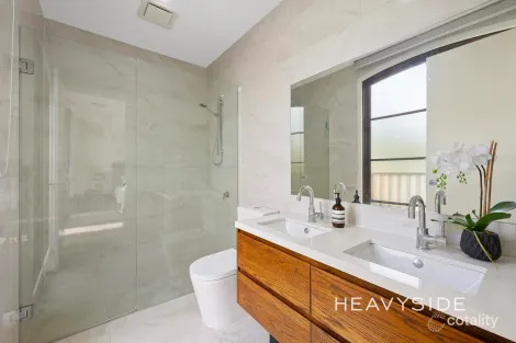 Property photo of 1/29 Glencairn Avenue Camberwell VIC 3124