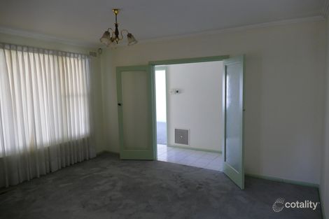 Property photo of 104 Waverley Road Chadstone VIC 3148