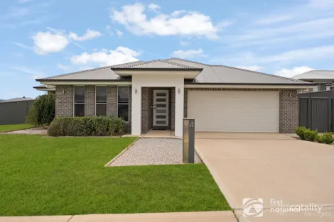 Property photo of 4 Enfield Avenue Caerleon NSW 2850