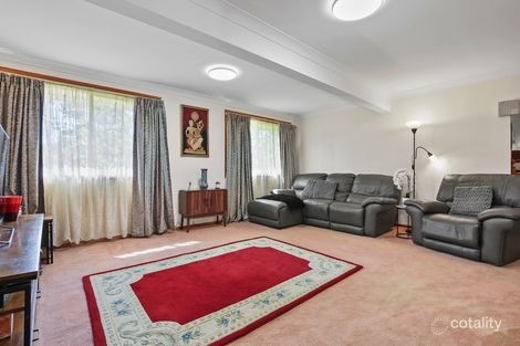 24 Lucas Dr, Horsley, NSW 2530