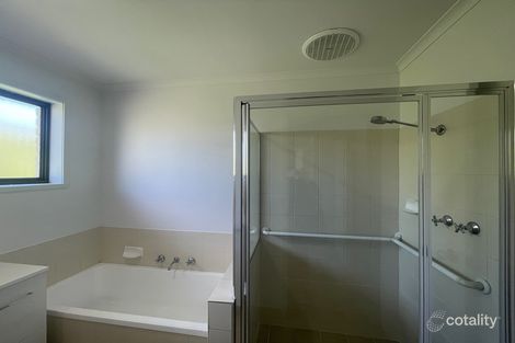 390 Dick Rd, Lavington, NSW 2641