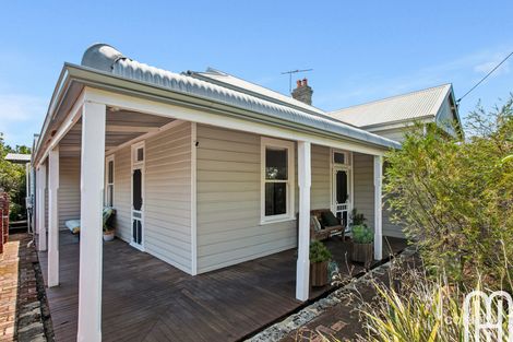 Property photo of 33 Central Avenue Beaconsfield WA 6162
