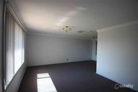 Property photo of 16 Wahroonga Drive Hillvue NSW 2340