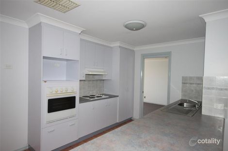 Property photo of 16 Wahroonga Drive Hillvue NSW 2340