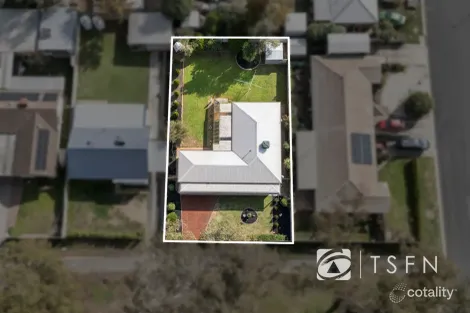 Property photo of 44 Crusoe Road Kangaroo Flat VIC 3555