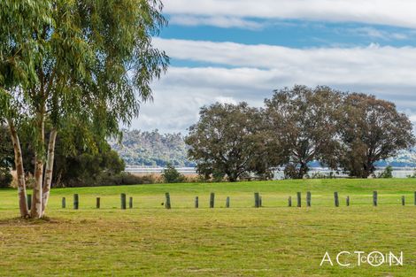 Property photo of 11 Downing Crescent Wanneroo WA 6065