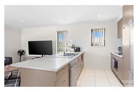 Property photo of 14 Georgia Drive Parkhurst QLD 4702