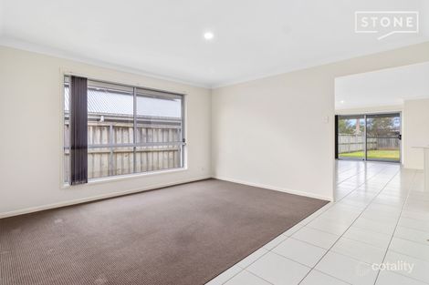 Property photo of 149A Sunningdale Circuit Medowie NSW 2318