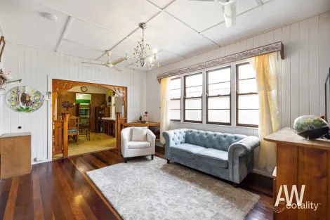 Property photo of 32 Mount Pleasant Road Nambour QLD 4560