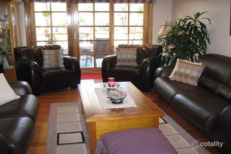 Property photo of 10 Inglis Street Sale VIC 3850