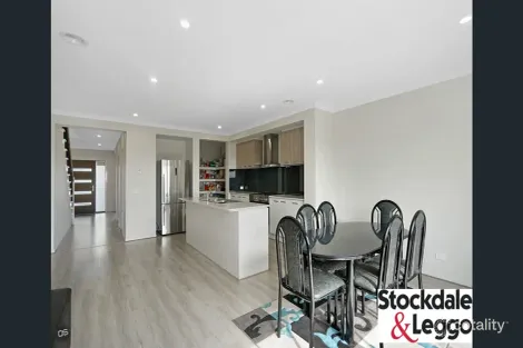 Property photo of 27 Jetty Road Werribee South VIC 3030