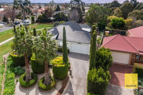 Property photo of 23 Abbington Crescent Caroline Springs VIC 3023