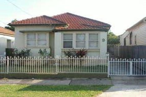 9 Beauchamp St, Wiley Park, NSW 2195