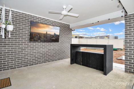 Property photo of 130 Hughes Street Kelso NSW 2795