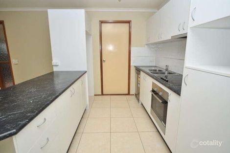 Property photo of 1/23 Callistemon Court Arundel QLD 4214