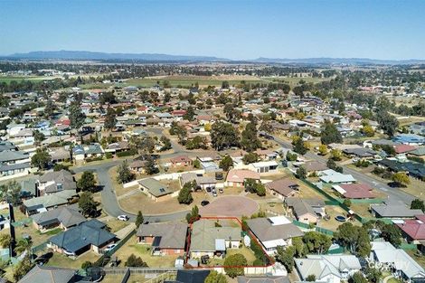 8 Jason Cl, Hunterview, NSW 2330