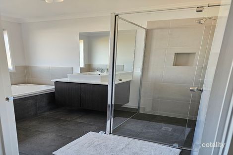 Property photo of 83 Kingdom Boulevard Weir Views VIC 3338