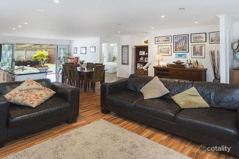 Property photo of 14 Jacaranda Avenue Hollywell QLD 4216