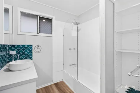 Property photo of 353 Whites Road Lota QLD 4179