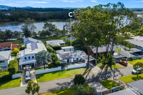 Property photo of 34 Buliti Street Hope Island QLD 4212
