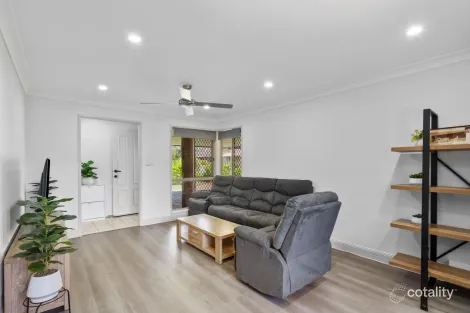 Property photo of 9 Williams Way Calamvale QLD 4116