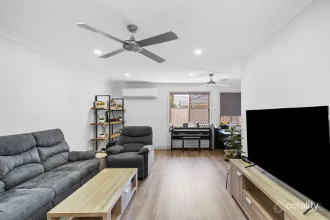 Property photo of 9 Williams Way Calamvale QLD 4116