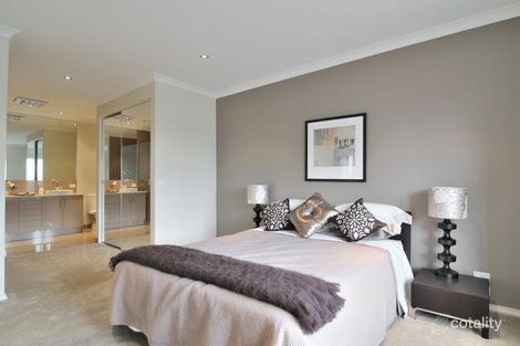 6 Ashford Dr, Pakenham, VIC 3810