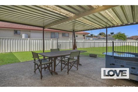 Property photo of 7 Turin Terrace Rutherford NSW 2320