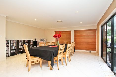Property photo of 8 Kains Square Cameron Park NSW 2285