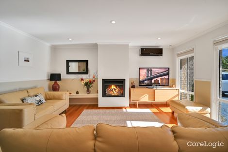 Property photo of 39 Woodoak Close Tingira Heights NSW 2290