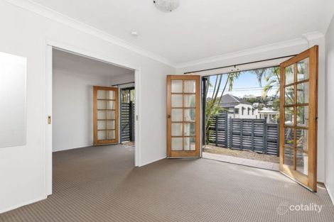 Property photo of 4/170 Given Terrace Paddington QLD 4064