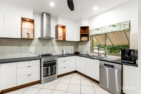 Property photo of 15 Howe Drive Cable Beach WA 6726