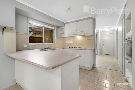Property photo of 23 Pinnock Avenue Roxburgh Park VIC 3064