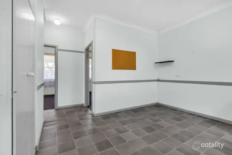 Property photo of 33 Pertwood Road Elizabeth North SA 5113