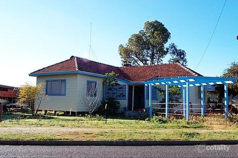 220 Prinsep St N, Collie, WA 6225