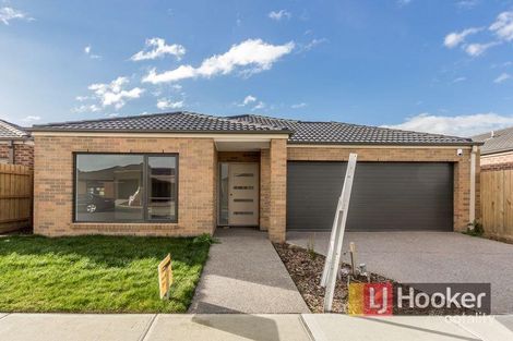 Property photo of 5 Shelby Street Cranbourne East VIC 3977