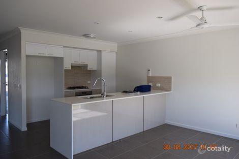 Property photo of 2/8 Pinevale Place Mango Hill QLD 4509
