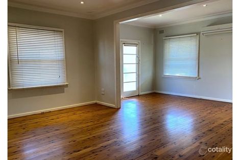 Property photo of 24 McRae Street Hillvue NSW 2340