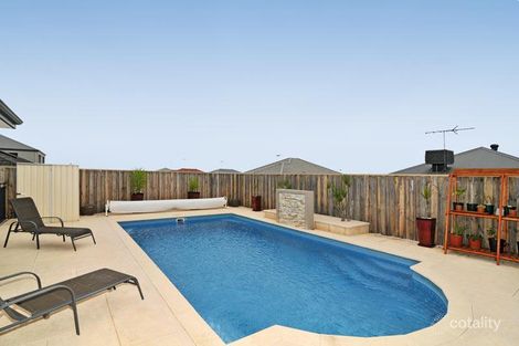 16 Carissa Turn, Halls Head, WA 6210