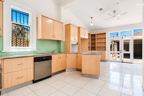 Property photo of 325 Esplanade Henley Beach SA 5022