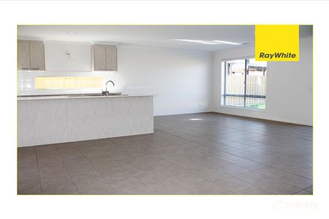 Property photo of 16 Middleton Road Armstrong Creek VIC 3217