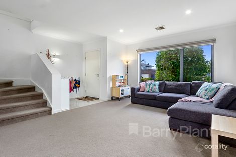 Property photo of 20 Grove Way Wantirna South VIC 3152