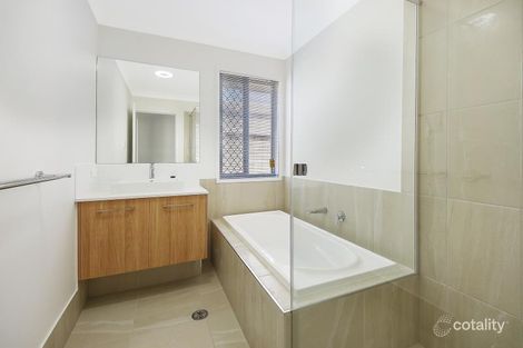 Property photo of 50 Tambor Crescent Pallara QLD 4110