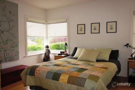 Property photo of 8 Invermay Grove Rosanna VIC 3084