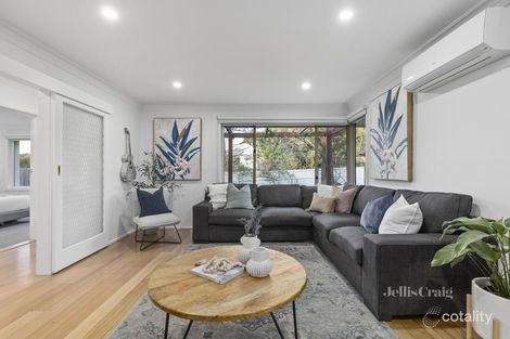 Property photo of 3 Cherry Tree Grove Croydon VIC 3136