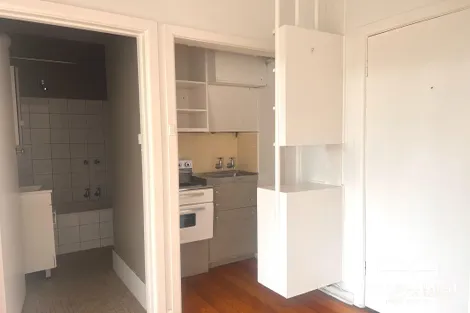 Property photo of 21/298 Williams Road Toorak VIC 3142