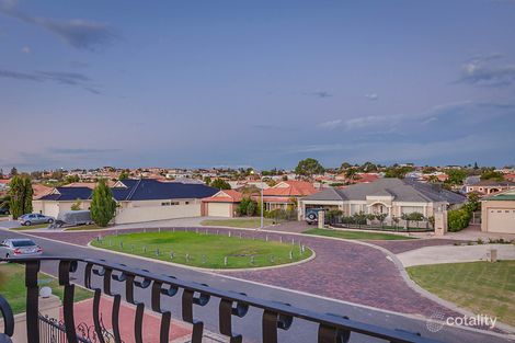 Property photo of 16 Wakeley Way Duncraig WA 6023