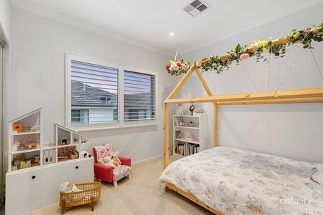 Property photo of 14 Annabelle Crescent Upper Coomera QLD 4209