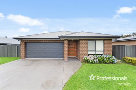 21 Osprey Rd, South Nowra, NSW 2541