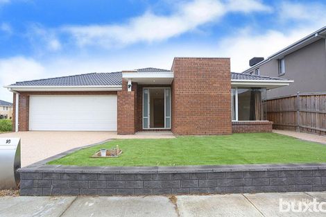 18 Elmswood Bvd, Keysborough, VIC 3173